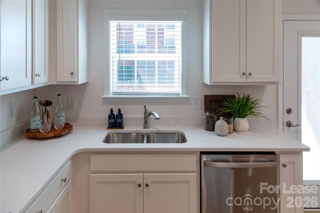 20 Peachtree Avenue NW, Concord, NC 28025