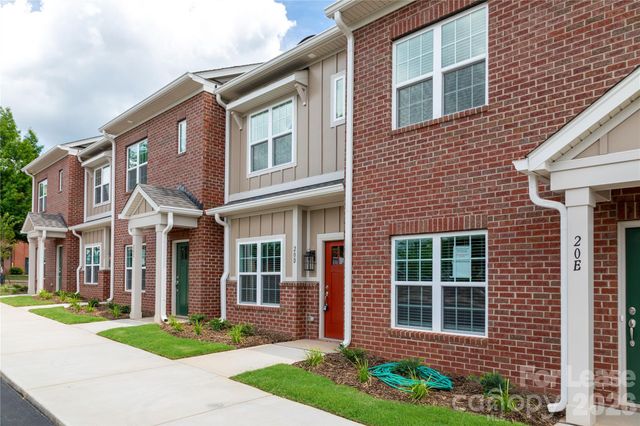 20 Peachtree Avenue NW, Concord, NC 28025