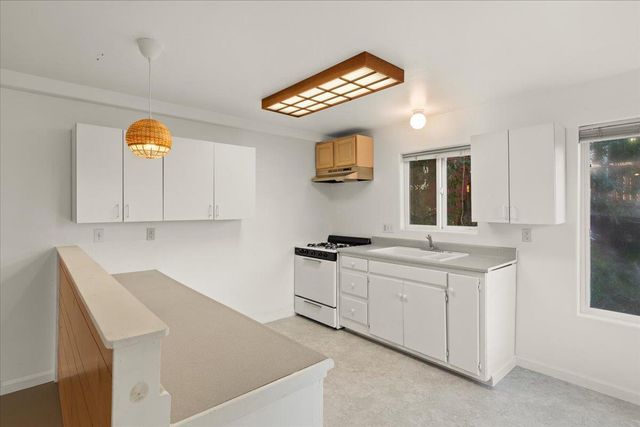 304 Harbor Drive, Santa Cruz, CA 95062