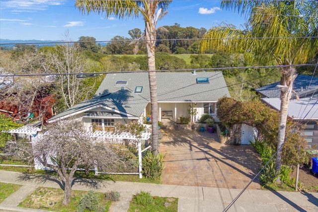 304 Harbor Drive, Santa Cruz, CA 95062