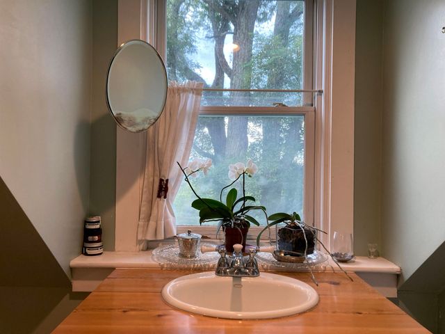 26 Carter Road, Johnson, VT 05656