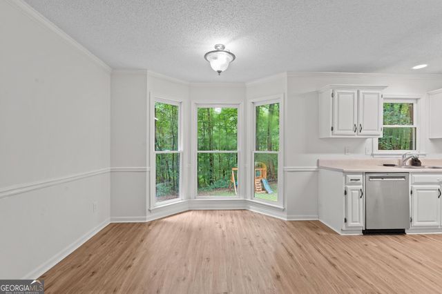 29 Pebble Way, Newnan, GA 30265