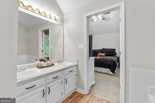 29 Pebble Way, Newnan, GA 30265