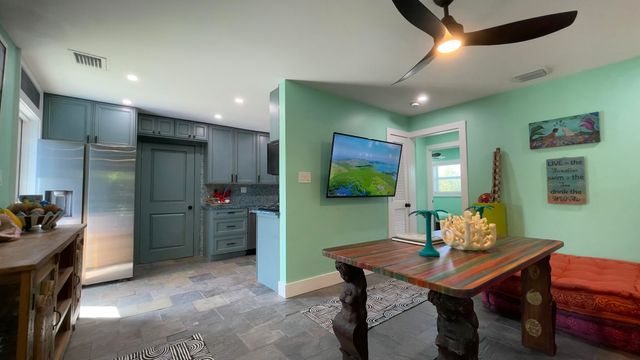 813 2Nd Street, Big Coppitt, FL 33040