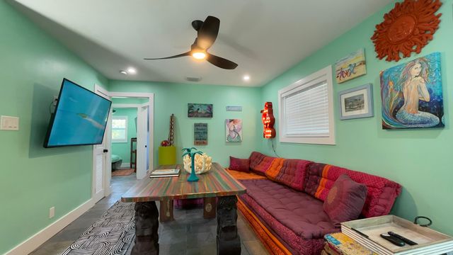 813 2Nd Street, Big Coppitt, FL 33040