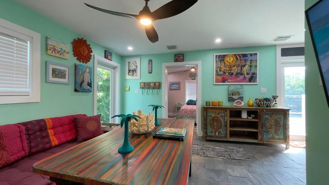 813 2Nd Street, Big Coppitt, FL 33040