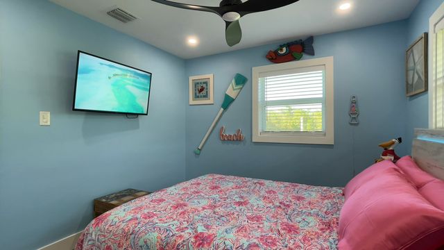 813 2Nd Street, Big Coppitt, FL 33040