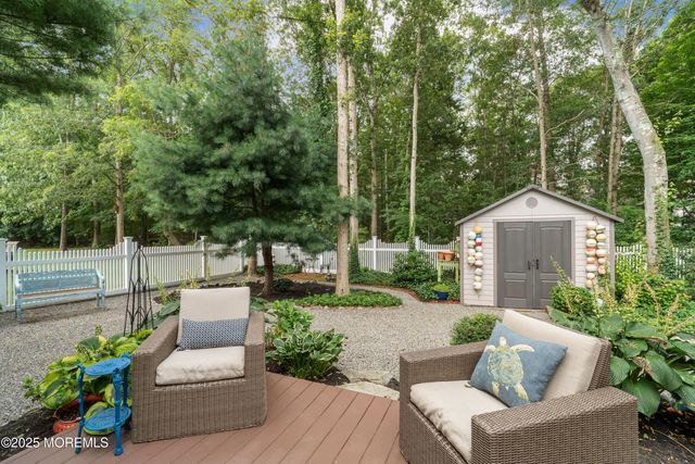 223 Hilliard Boulevard, Manahawkin, NJ 08050