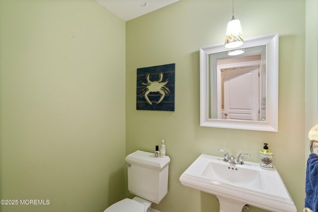 223 Hilliard Boulevard, Manahawkin, NJ 08050