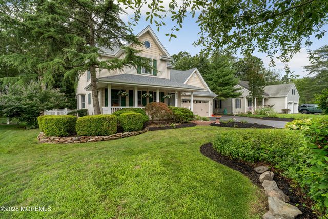 223 Hilliard Boulevard, Manahawkin, NJ 08050