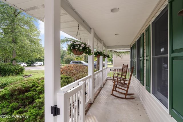 223 Hilliard Boulevard, Manahawkin, NJ 08050