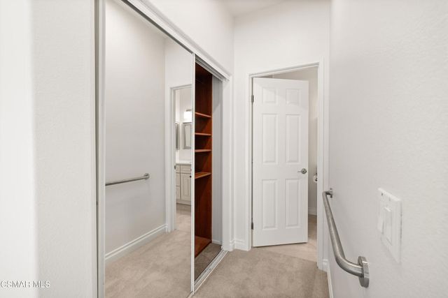 4839 La Vella Drive, Oak Park, CA 91377
