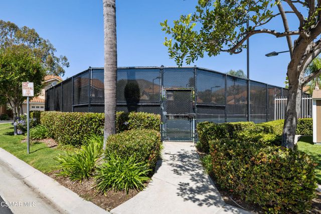 4839 La Vella Drive, Oak Park, CA 91377