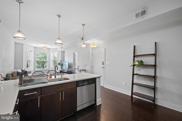 1812 NORTH CAPITOL ST NW #302, Washington, DC 20002