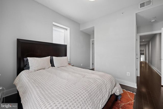 1812 NORTH CAPITOL ST NW #302, Washington, DC 20002