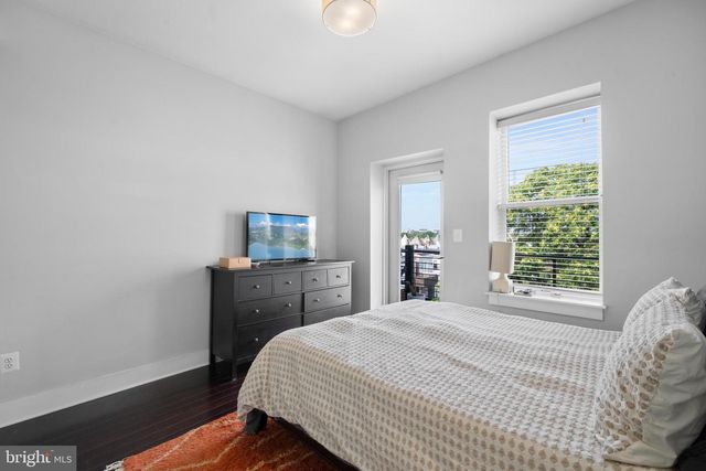 1812 NORTH CAPITOL ST NW #302, Washington, DC 20002