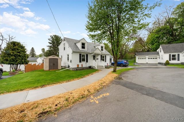 5 Columbia Circle, German Flatts, NY 13407
