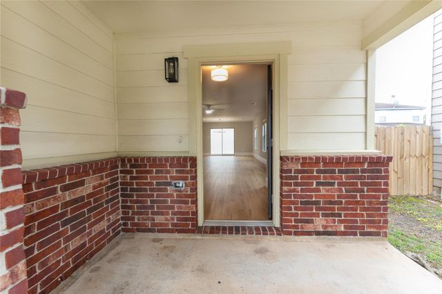 2907 Valiant Scene Court, Houston, TX 77038