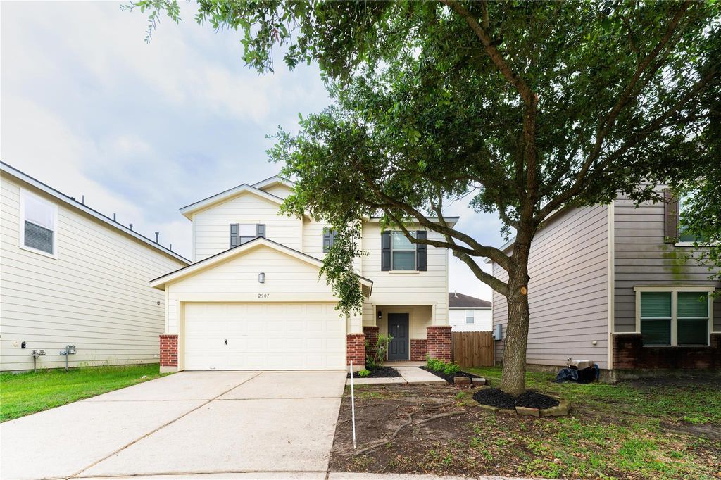 2907 Valiant Scene Court, Houston, TX 77038