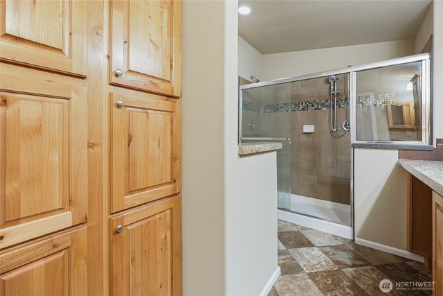 3516 Meadowbrook Lane SE, Lacey, WA 98503
