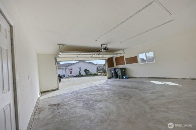 3516 Meadowbrook Lane SE, Lacey, WA 98503