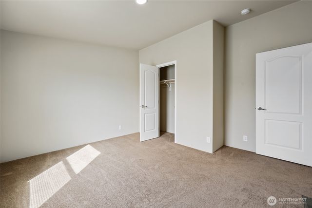 3516 Meadowbrook Lane SE, Lacey, WA 98503