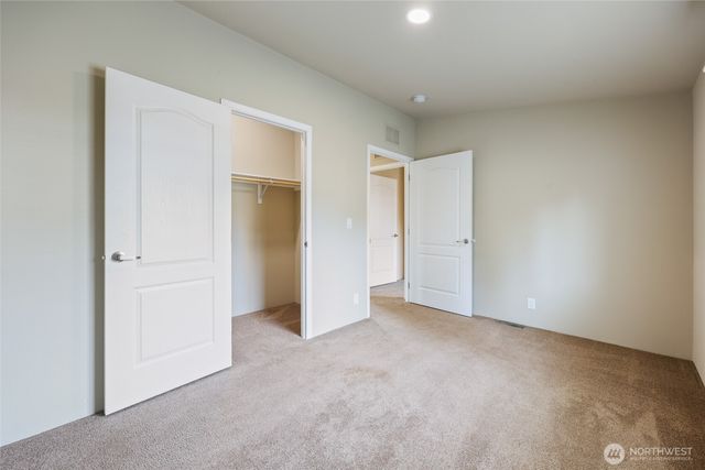 3516 Meadowbrook Lane SE, Lacey, WA 98503