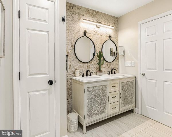 109 BRADDOCK LN, Deptford, NJ 08096