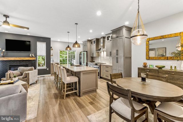 109 BRADDOCK LN, Deptford, NJ 08096