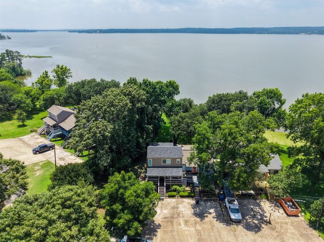 336 Peach Island Road, Trinity, TX 75862