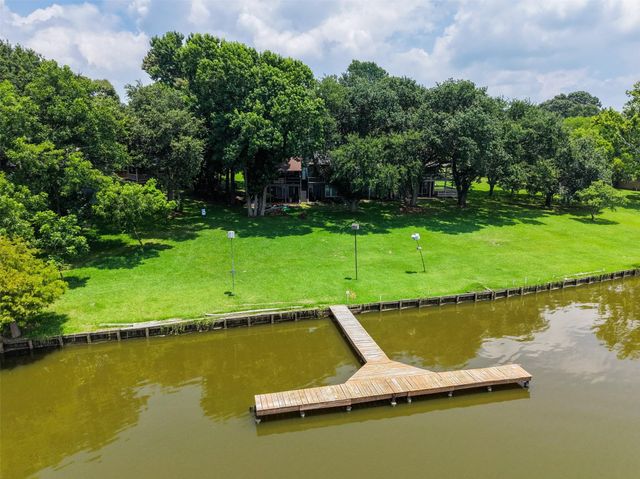 336 Peach Island Road, Trinity, TX 75862