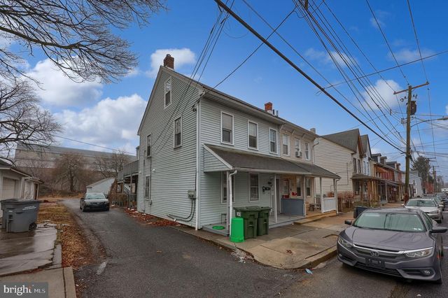 454 E WEIDMAN ST, Lebanon, PA 17046