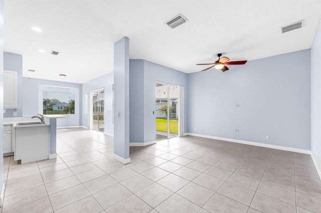 615 NE Canoe Park Circle, Port St. Lucie, FL 34983