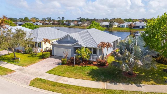 615 NE Canoe Park Circle, Port St. Lucie, FL 34983