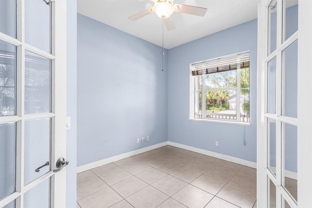 615 NE Canoe Park Circle, Port St. Lucie, FL 34983