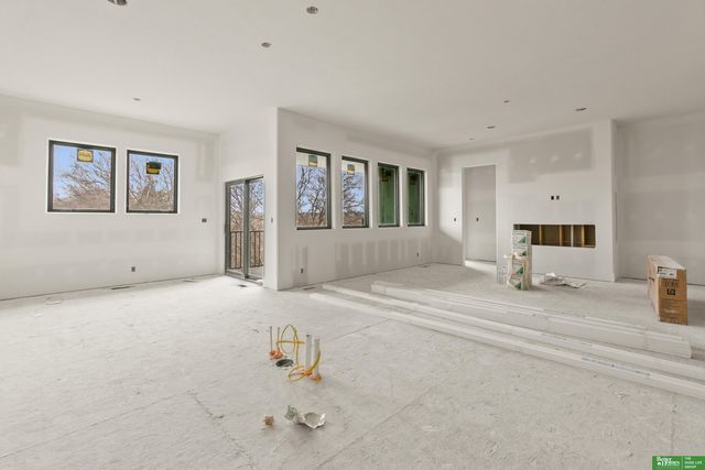 11715 S 119th Street, Papillion, NE 68046