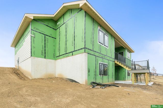 11715 S 119th Street, Papillion, NE 68046