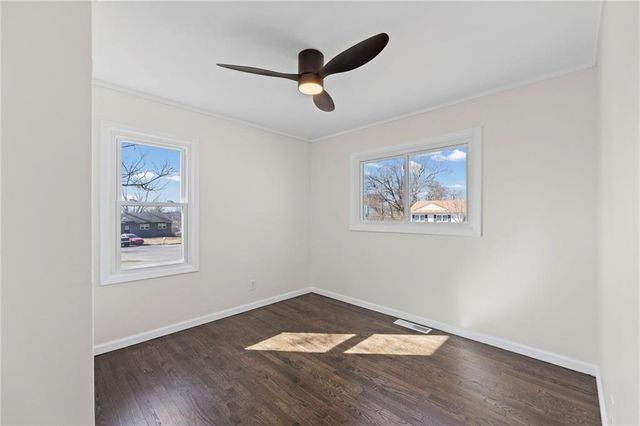 537 N 80th Place, Kansas City, KS 66112