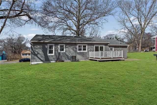 537 N 80th Place, Kansas City, KS 66112