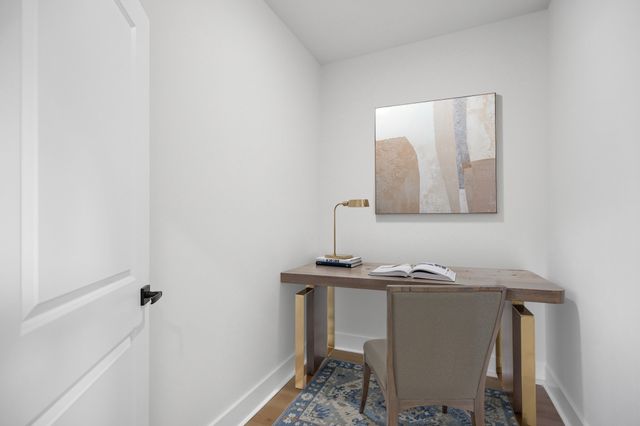 1052 Stagecoach Dr, White House, TN 37188