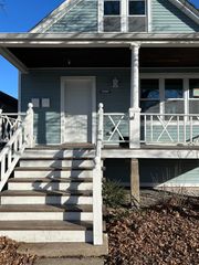 2717 N Rutherford Avenue 2, Chicago, IL 60707