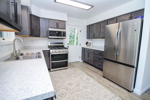 60061 Shafer Brothers Road, Fabius Twp, MI 49093