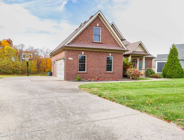 6204 Maddox Blvd, Prospect, KY 40059