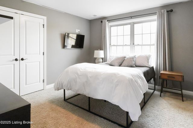 6204 Maddox Blvd, Prospect, KY 40059