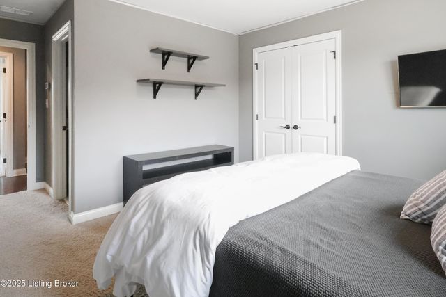 6204 Maddox Blvd, Prospect, KY 40059