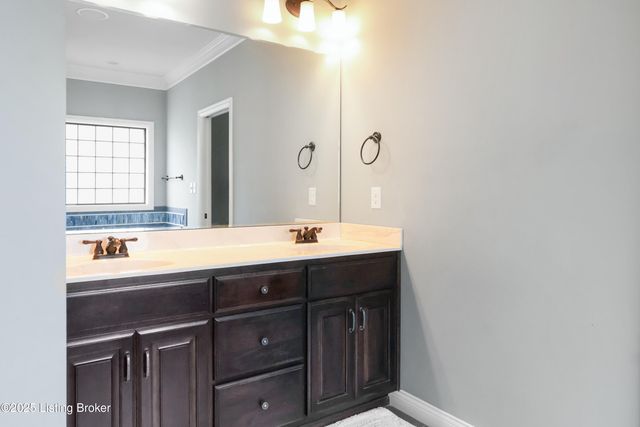 6204 Maddox Blvd, Prospect, KY 40059