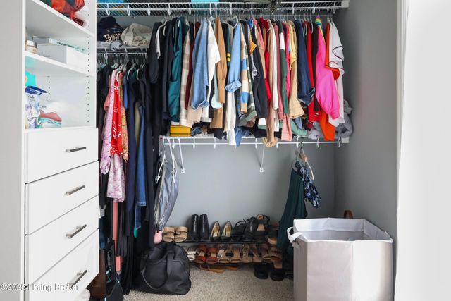 6204 Maddox Blvd, Prospect, KY 40059