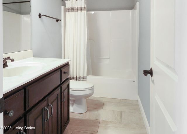 6204 Maddox Blvd, Prospect, KY 40059