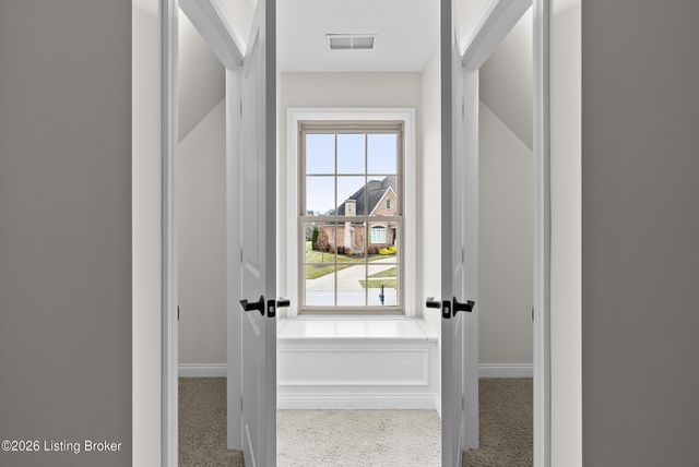 6204 Maddox Blvd, Prospect, KY 40059