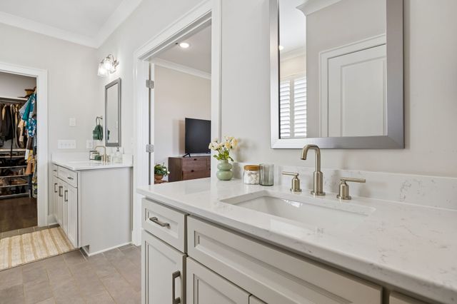 3287 Sassafras Ln, Thompsons Station, TN 37179
